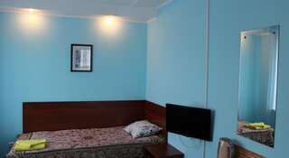 Гостиница Отель на Сумской Белгород Двухместный номер с 2 отдельными кроватями-1